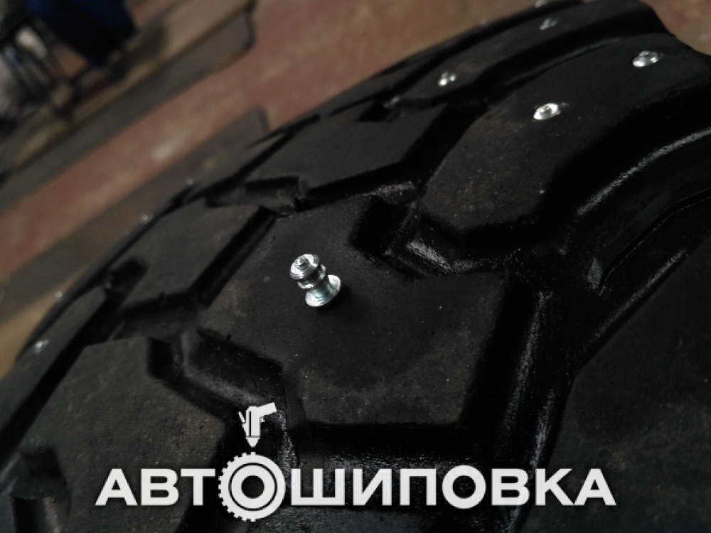 Установка шипов 8-11-3 в грязевые шины 35x12.5 15LT BF GOODRICH Mud-Terrain TA на Chevrolet Tahoe